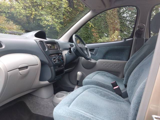 2002 Toyota Yaris Verso 1.3 16v VVTi GLS 59k with Toyota history