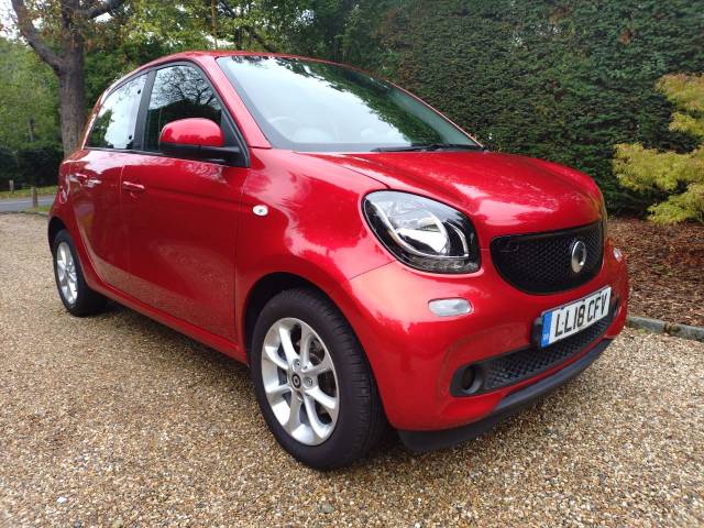 Smart Forfour 0.9 Turbo Passion 5dr Auto 19,000 miles Hatchback Petrol Cadmium Red Metallic