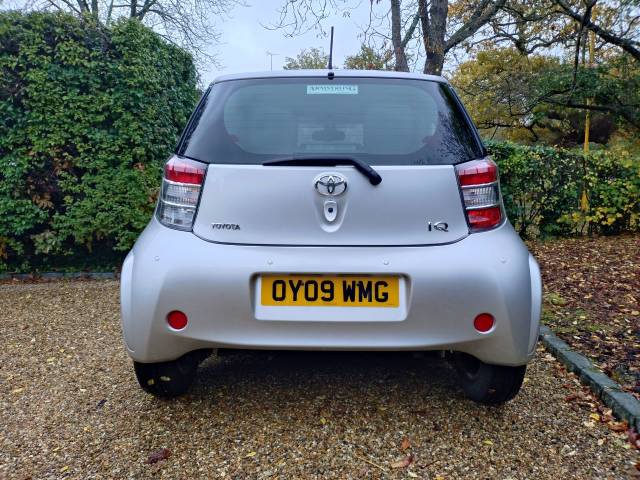 2009 Toyota iQ 1.0 VVT-i 2 3dr Multidrive with full leather interior