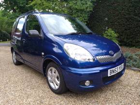 TOYOTA YARIS VERSO at Armstrong Watford